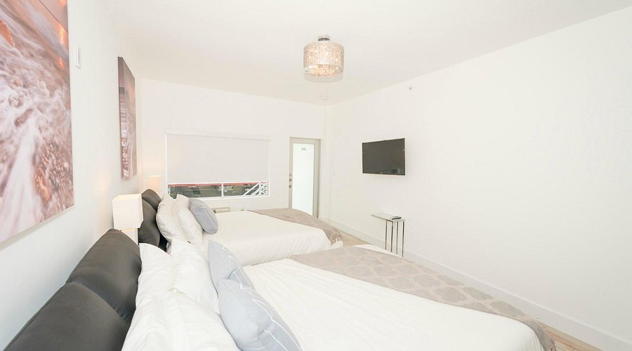 PRAIA Boutique Hotel And Residences Miami Beach Florida — Guest room
