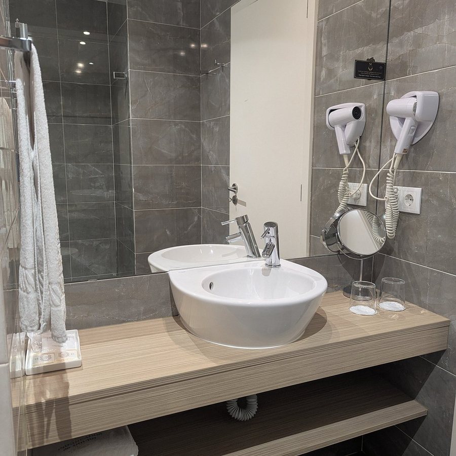 Predicados do Douro Palace — Bathroom