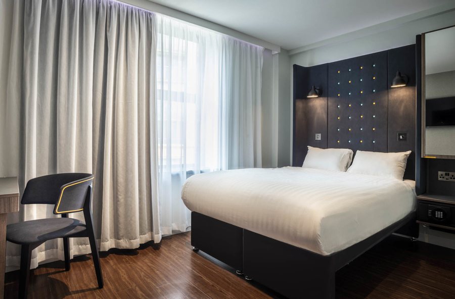 Premier Inn Dublin City Centre North Docklands hotel Dublin County Dublin — Guest room