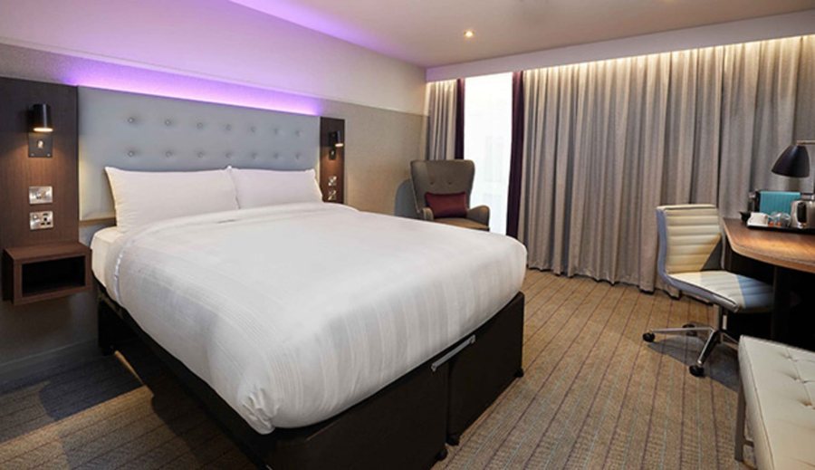Premier Inn Edinburgh A1 Newcraighall Hotel — Guest room