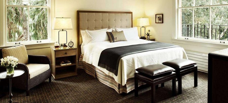 Presidio Inn — Guest room