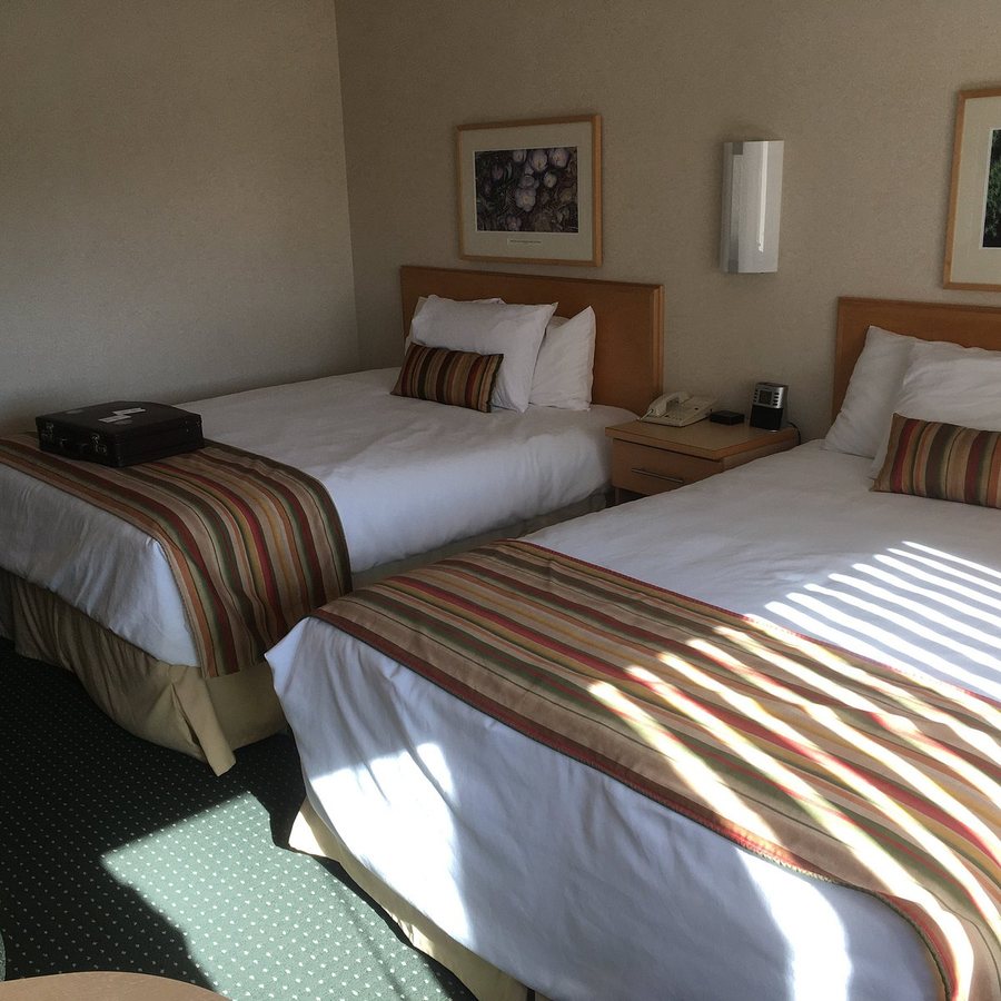 Prince Conference Center — Guest room