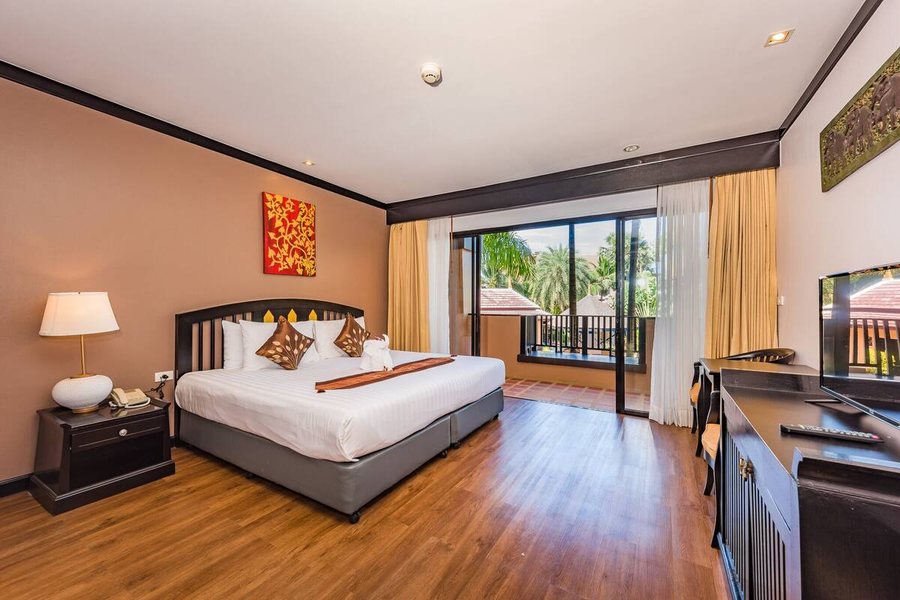 Princess Kamala Beachfront Hotel — Guest room