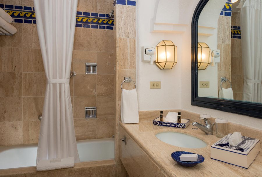 Pueblo Bonito Blanco Los Cabos Beach Resort — Bathroom