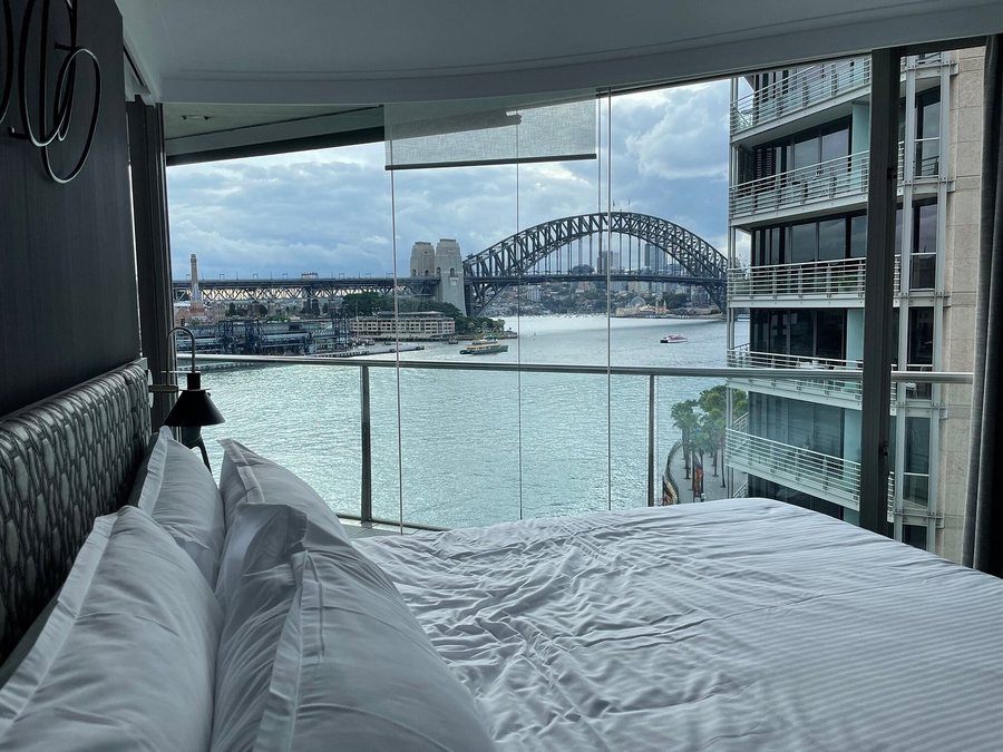 Pullman Quay Grand Sydney Harbour — Guest room