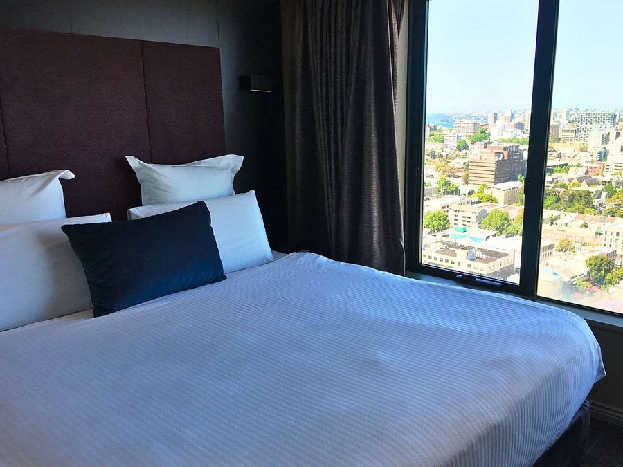 Pullman Sydney Hyde Park — Guest room