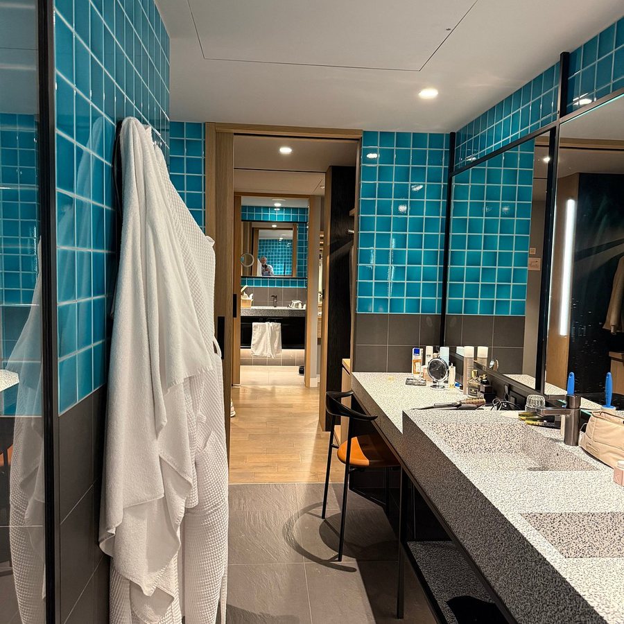 PURO Krakow Stare Miasto — Bathroom