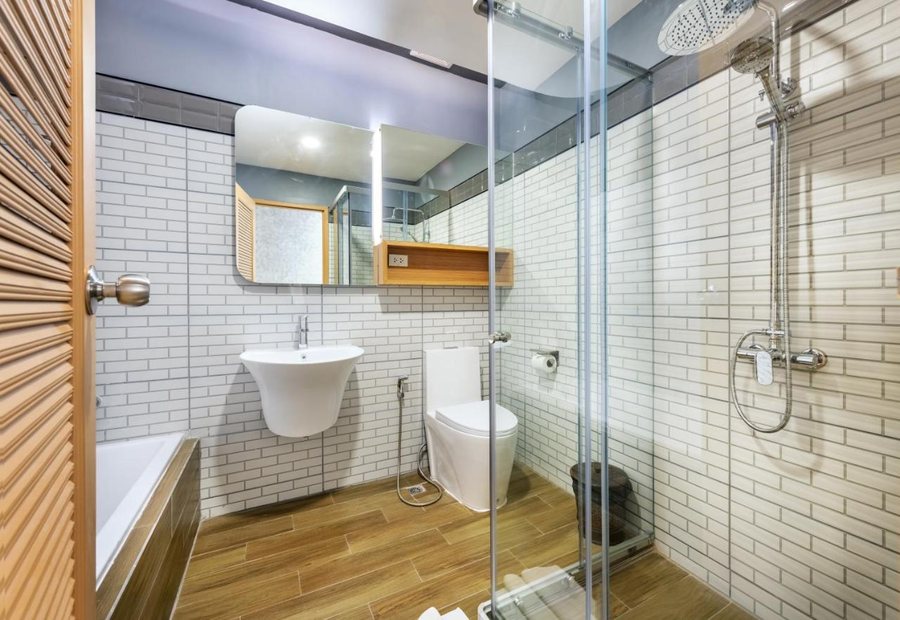 Qiu Hotel Sukhumvit — Bathroom