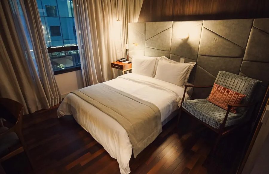 Qoya Hotel Sao Paulo Curio Collection by Hilton — Guest room