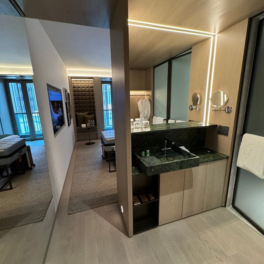 Quality Hotel Faria Lima — Bathroom