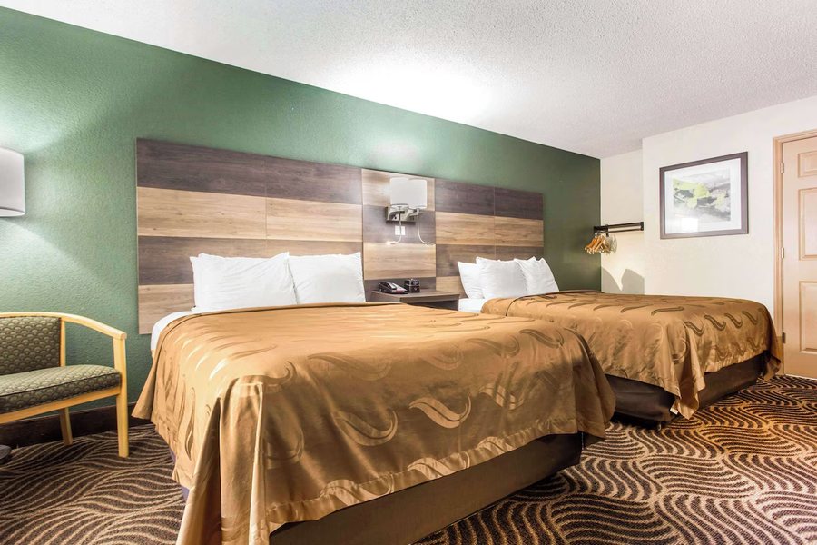 Quality Inn Black Mountain asheville East — Guest room