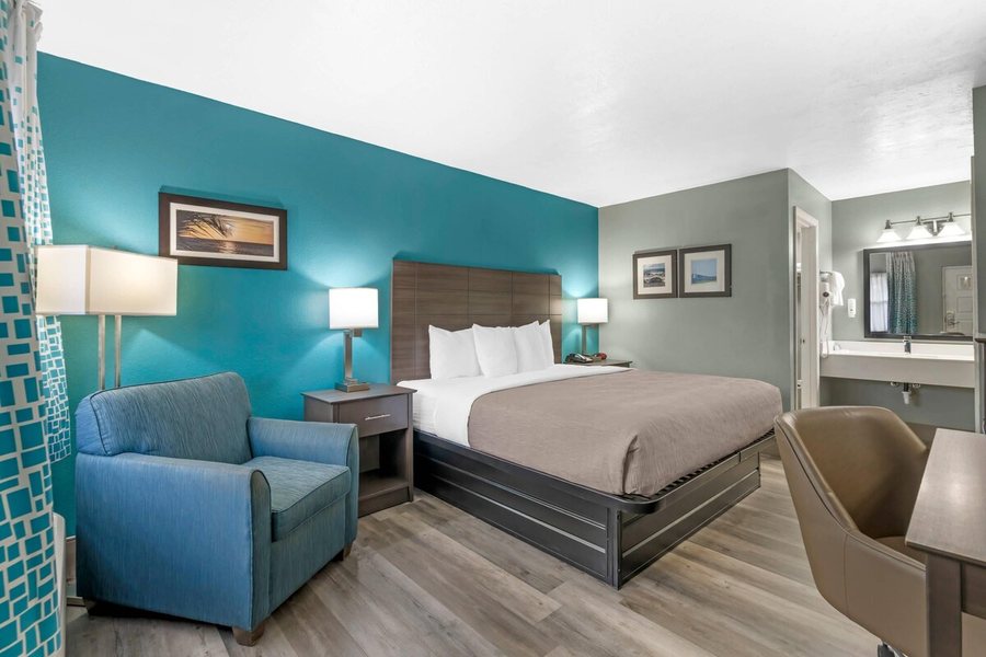Quality Inn Bradenton North I 75 — Guest room