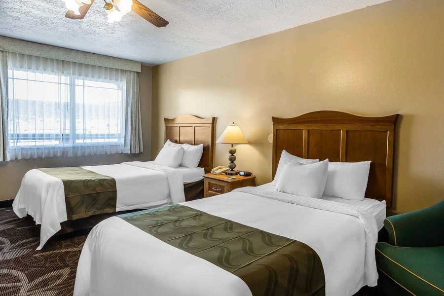 Quality Inn Bryce Canyon — Guest room