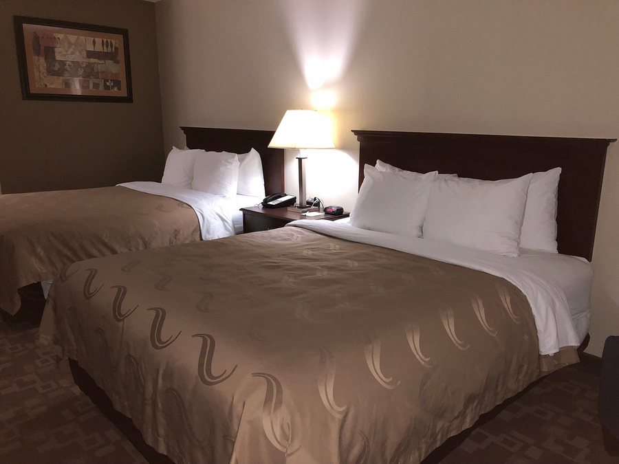 Quality Inn I 70 at Wanamaker — Guest room