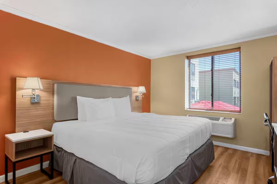Quality Inn JFK Airport Rockaway Blvd New York City New York — Guest room