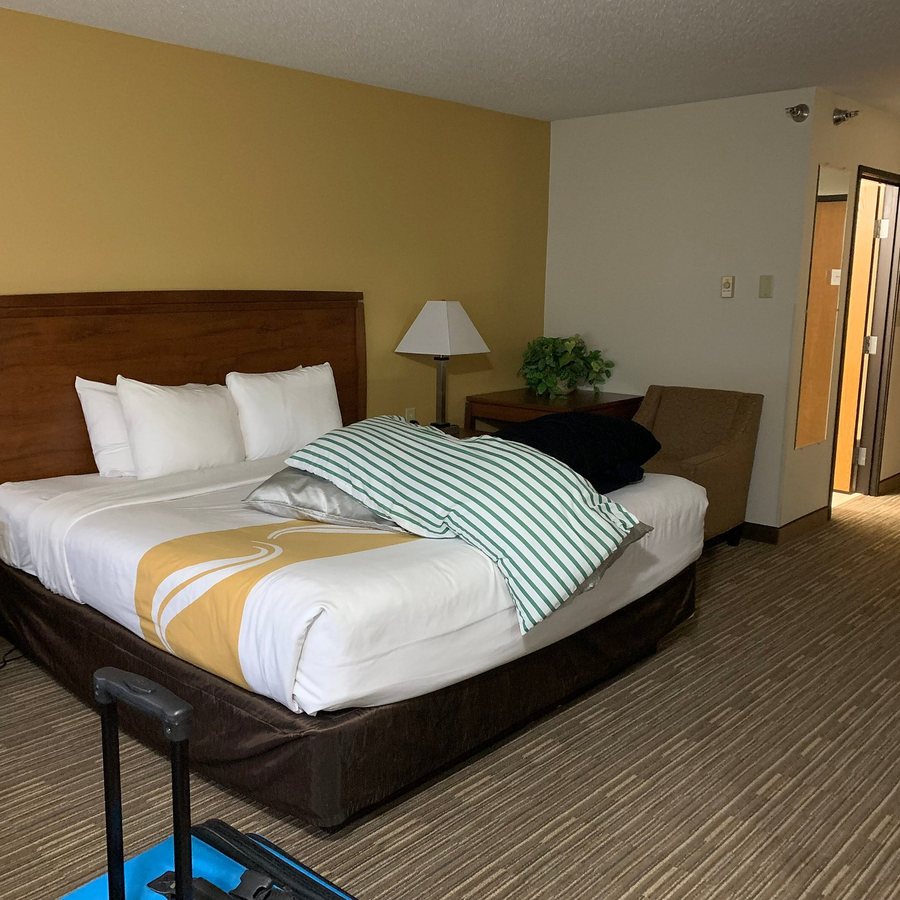 Quality Inn Mitchell I 90 — Guest room