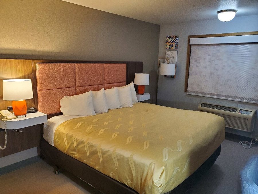 Quality Inn Pierre Fort Pierre — Guest room