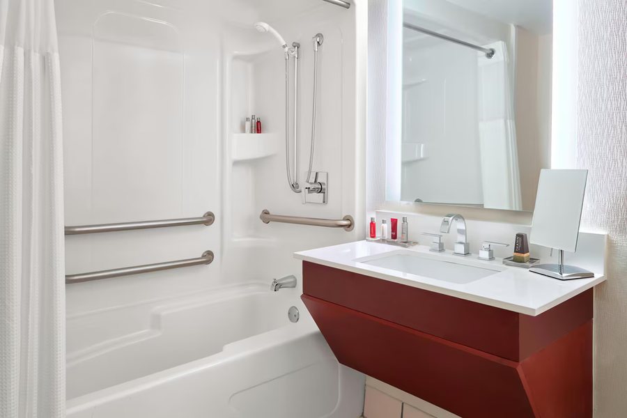 Quality Inn Suites Augusta I 20 — Bathroom