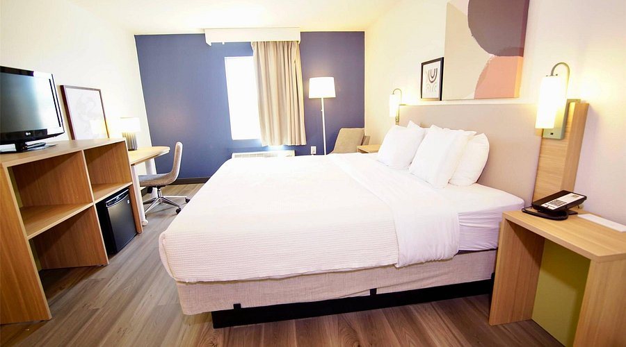Quality Inn Suites Georgetown Seaford — Guest room
