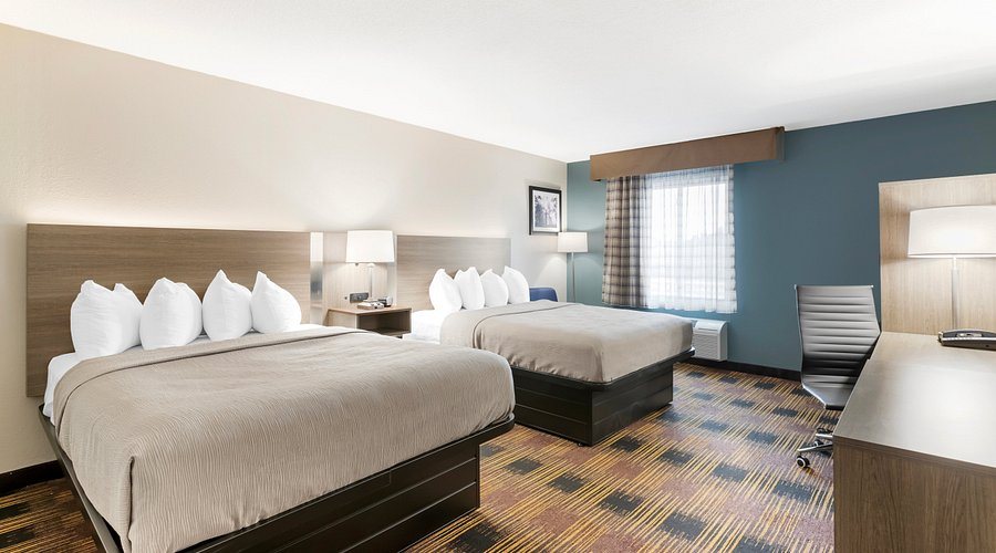 Quality Inn Suites Near I 80 And I 294 — Guest room