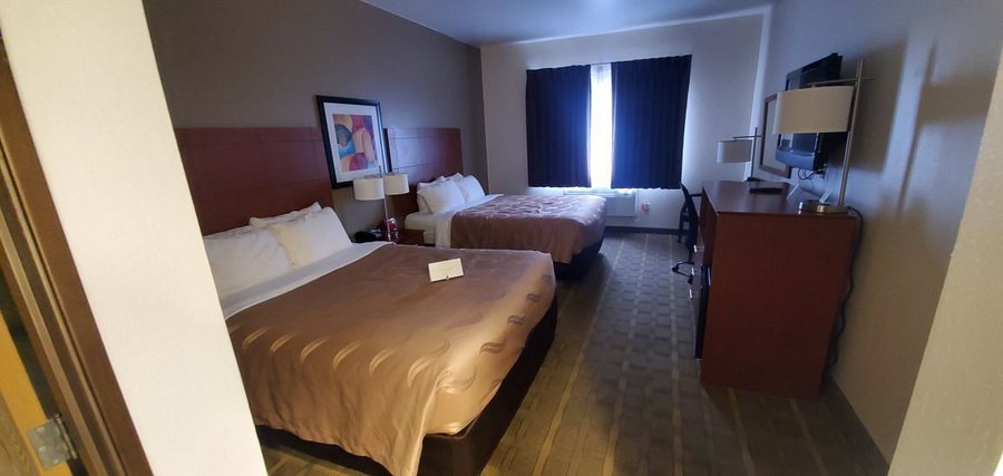 Quality Inn Thermopolis — Guest room