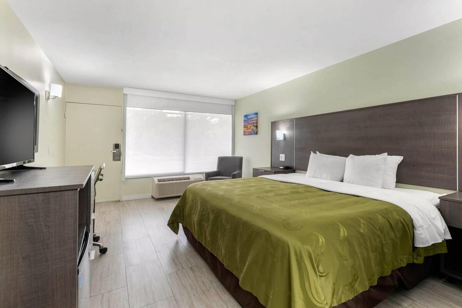 Quality Inn University North I 75 — Guest room
