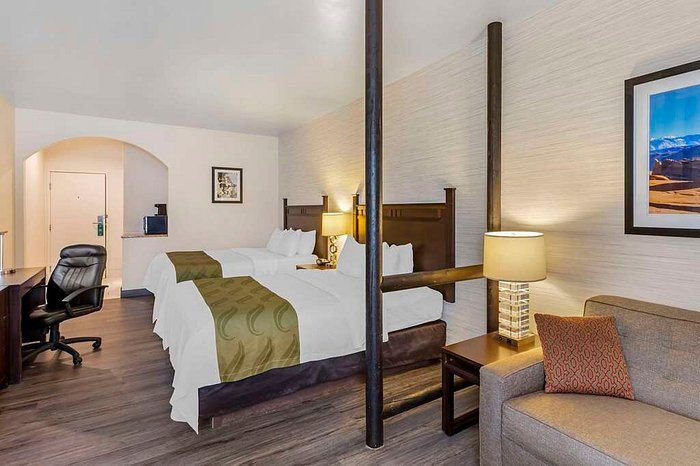 Quality Suites Moab Near Arches National Park — Guest room