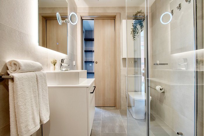 Quartprimera Apartments Barcelona Catalonia — Bathroom