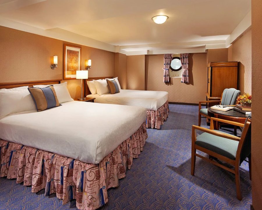 Queen Mary — Guest room