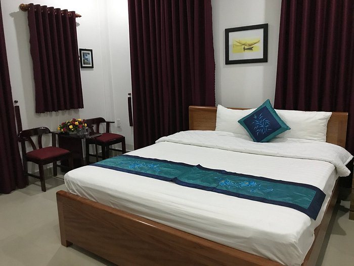 Quynh Chau Homestay — Guest room