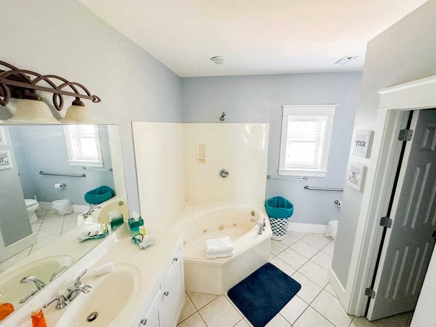 Raccoon River Campground — Bathroom