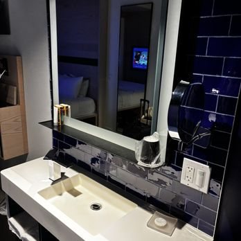 Radio Hotel New York City New York — Bathroom