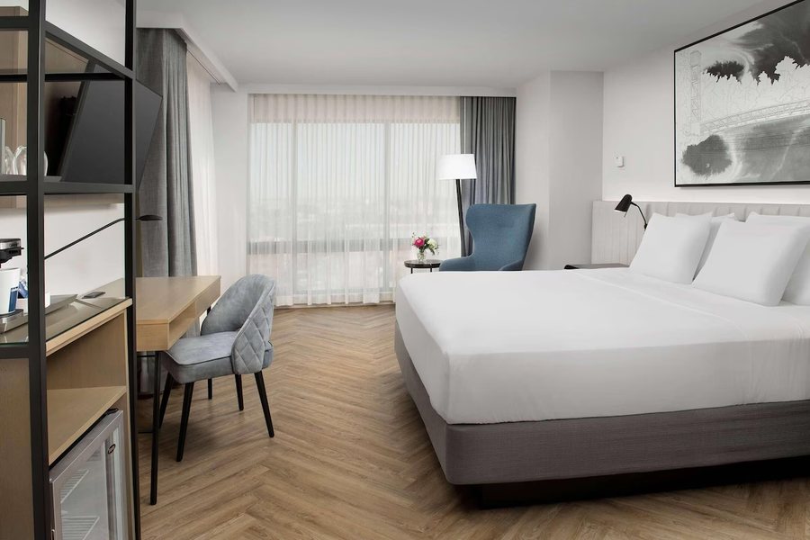 Radisson Blu Fargo — Guest room