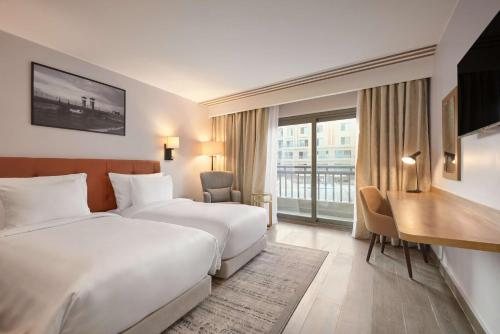 Radisson Blu Hotel Cairo Heliopolis — Guest room
