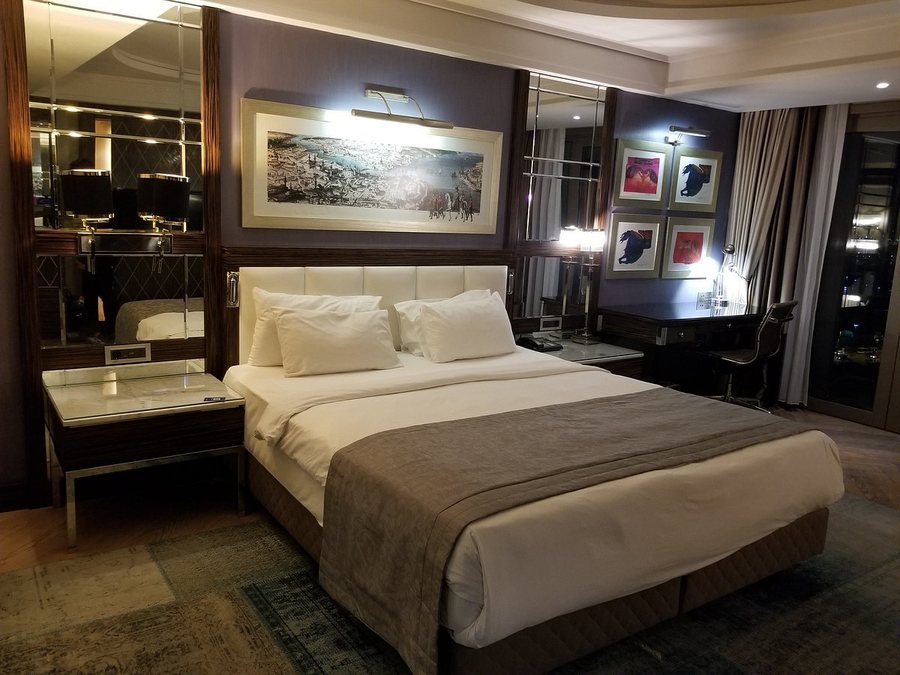 Radisson Blu Hotel Istanbul Pera Istanbul — Guest room