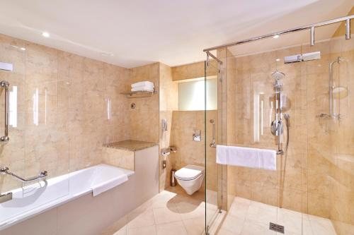 Radisson Blu Hotel Krakow — Bathroom