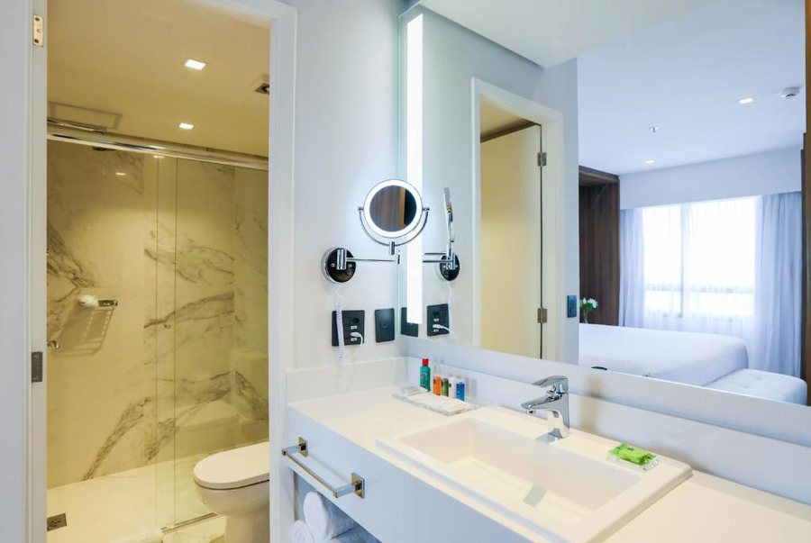 Radisson Blu Sao Paulo — Bathroom