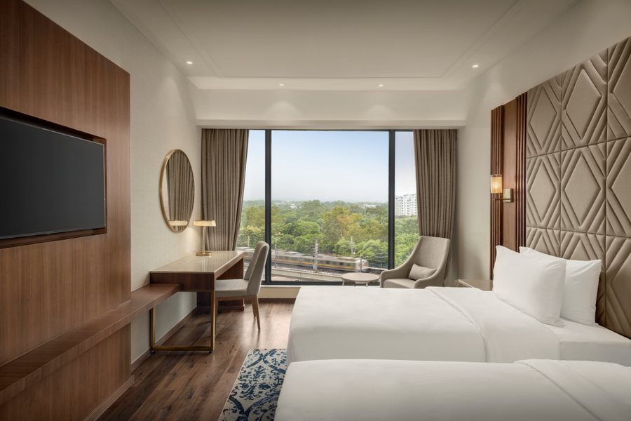 Radisson Hotel Delhi MG Road — Guest room
