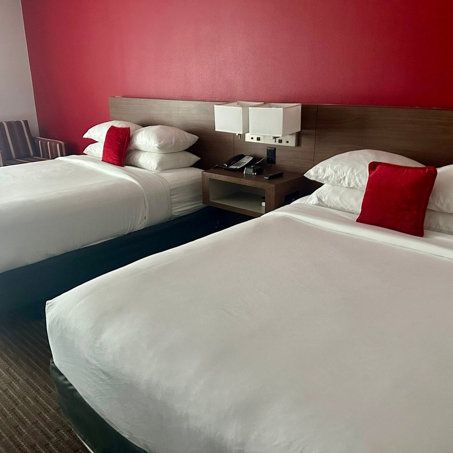 Radisson Hotel Orlando Lake Buena Vista South — Guest room