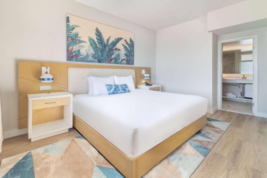 Radisson Resort Miami Beach Miami Beach Florida — Guest room