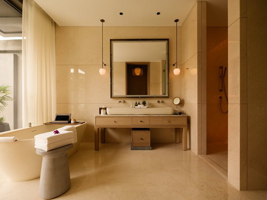 Raffles Sentosa Singapore — Bathroom