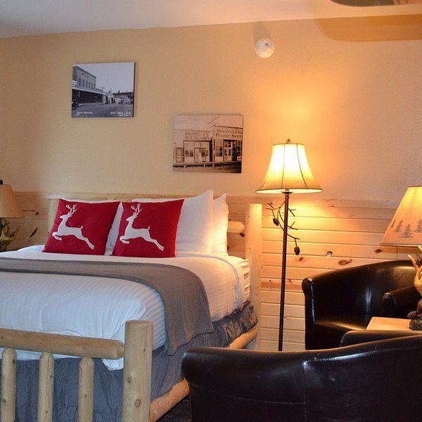 Rafter J Bar Ranch Campground — Guest room