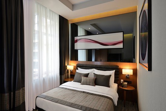 Ramada by Wyndham Budapest City Center — Guest room