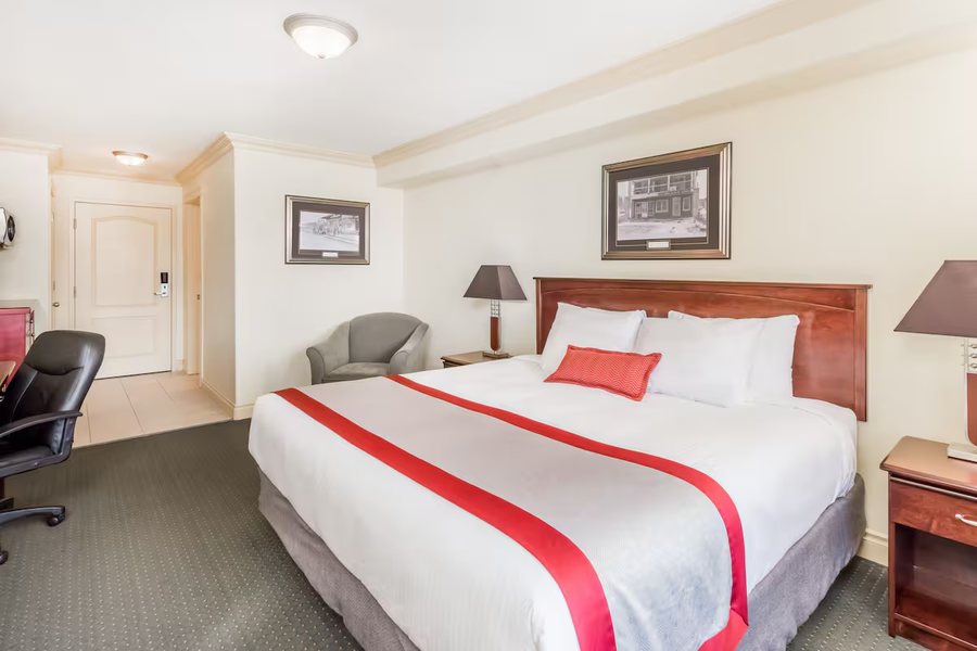 Ramada by Wyndham Wentzville — Guest room