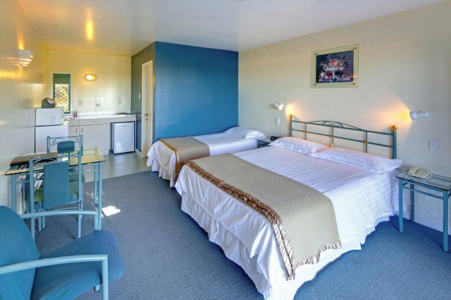 Rayland Hotel — Guest room