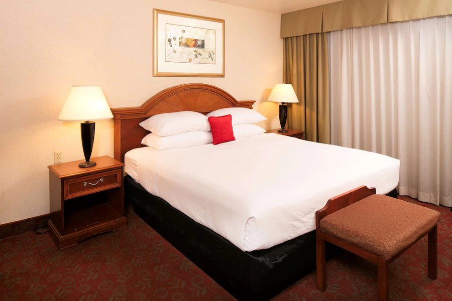 Red Lion Hotel Conference Center St George UT — Guest room