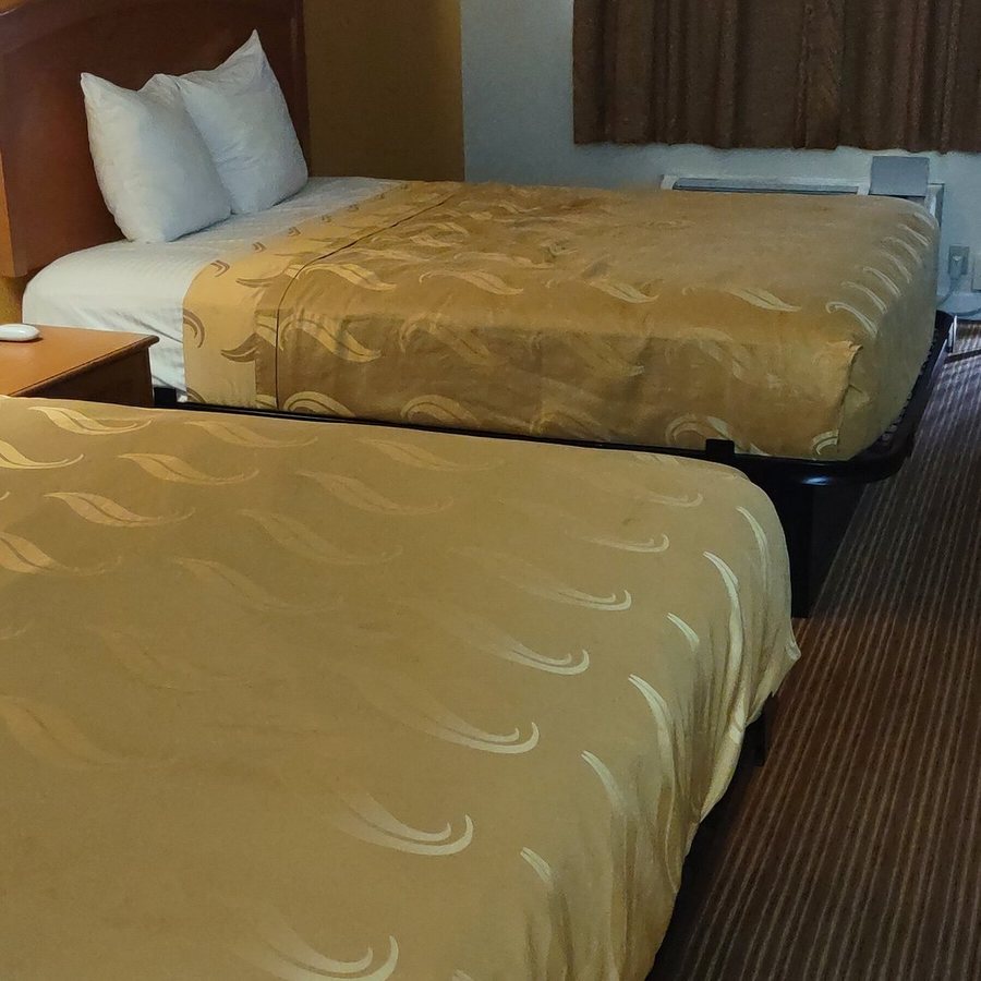 Red Lion Inn Suites Lemoore — Guest room