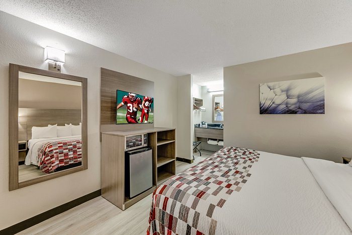 Red Roof Inn Kingsport — Guest room