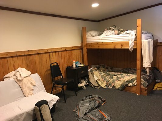 Red s Meadow Resort Pack Station — Guest room