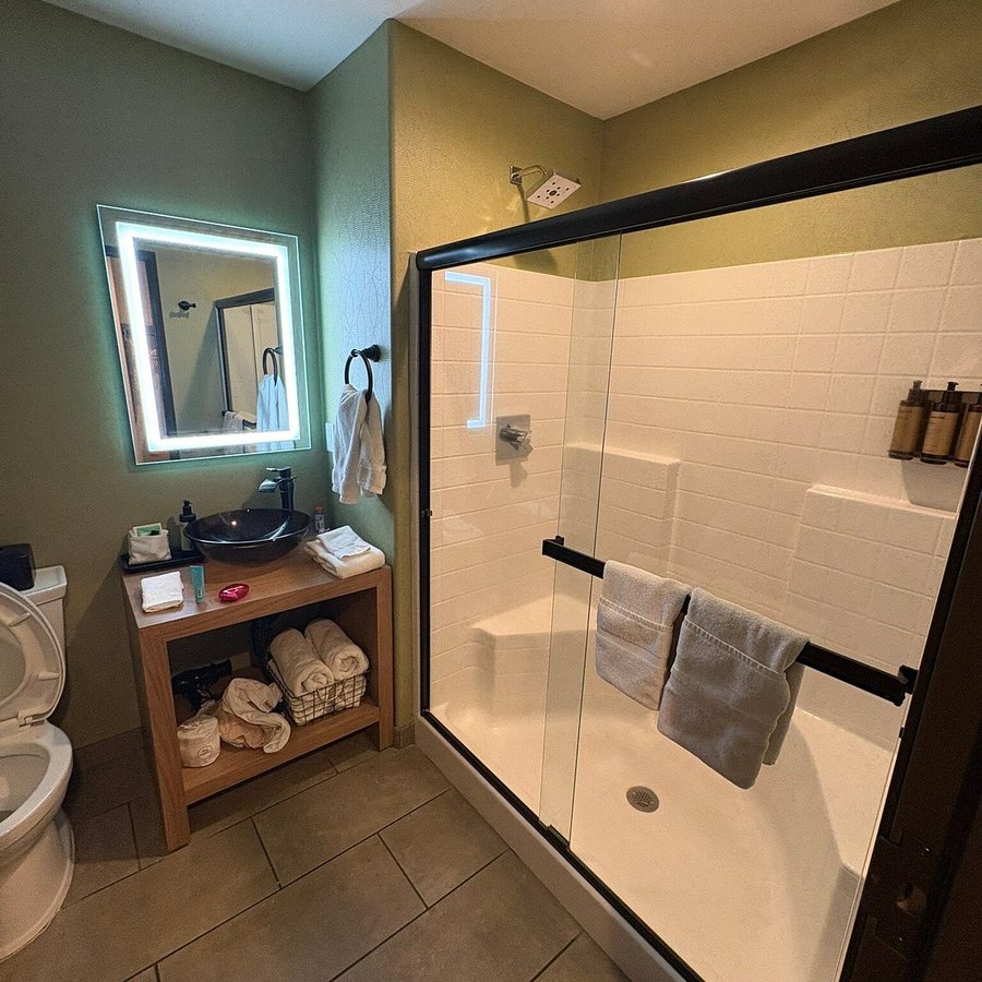 Red Sands Hotel and Spa — Bathroom
